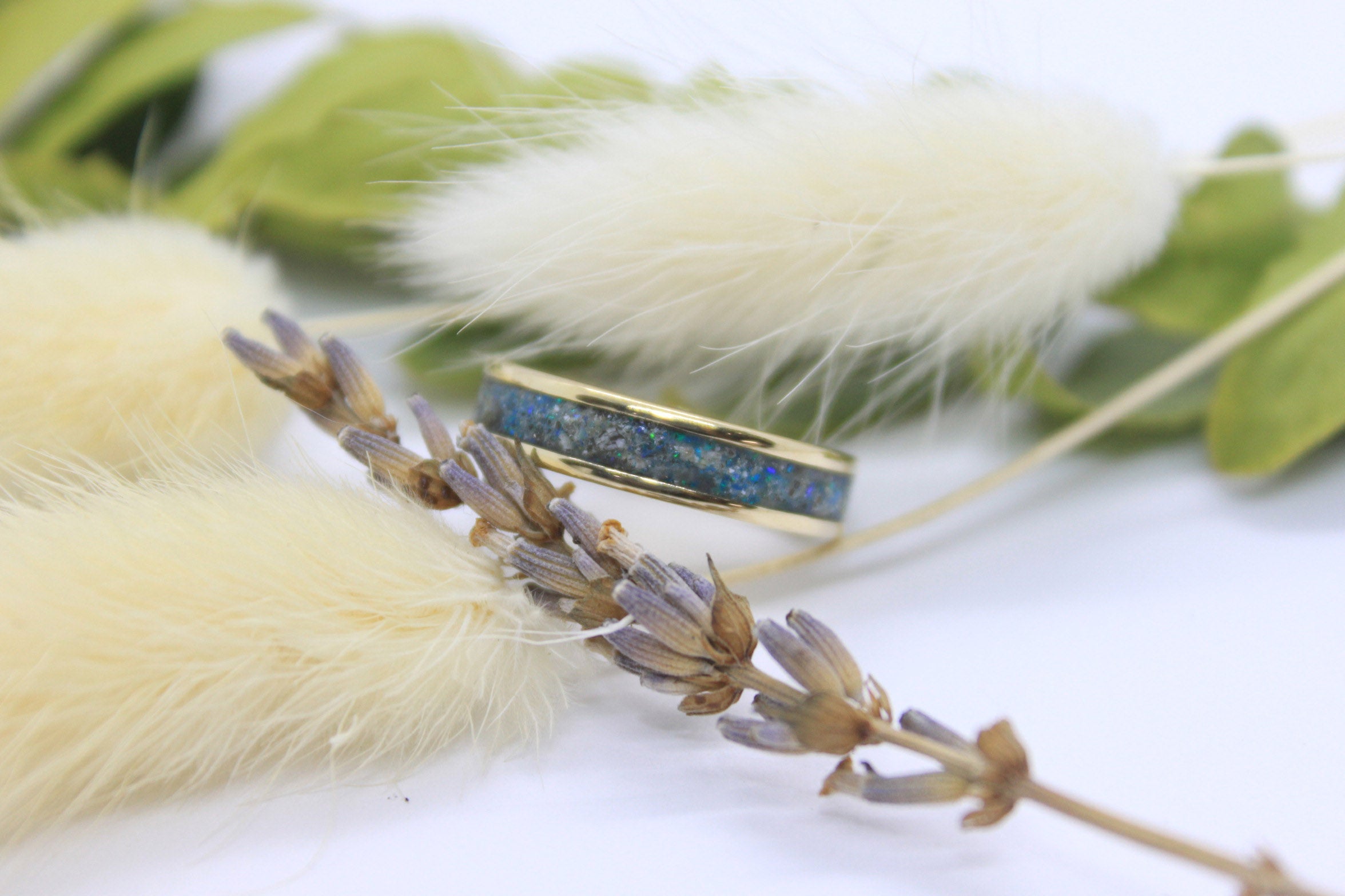 cremation jewelry, cremation ring, jewelry with ashes