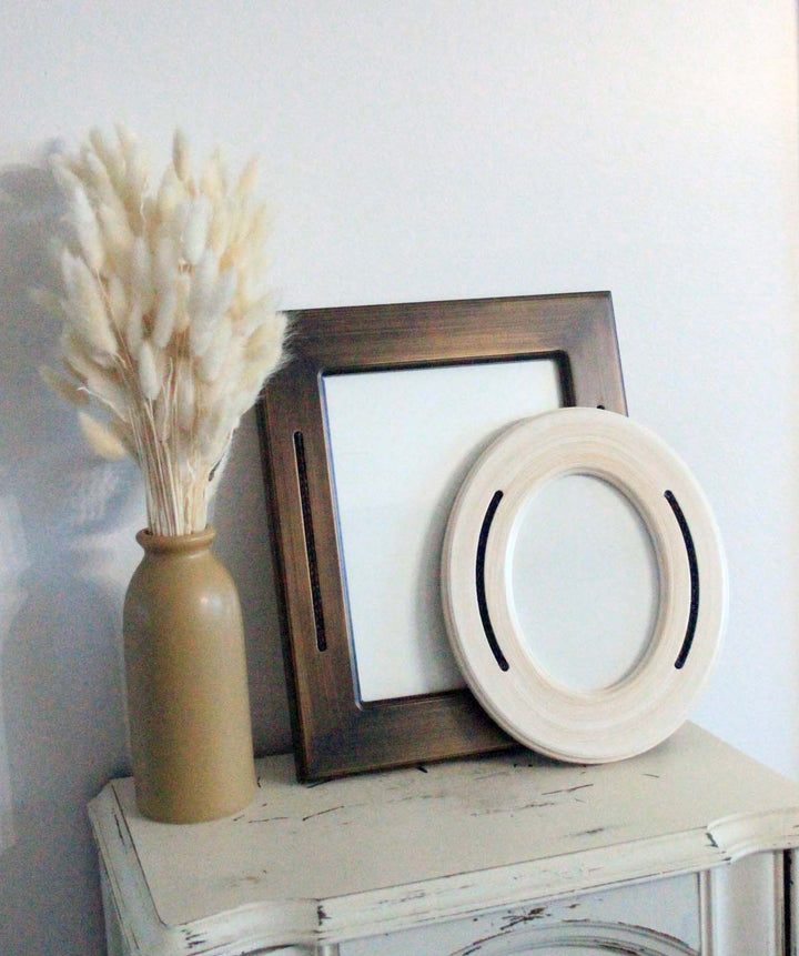 Luxury Oval Frame