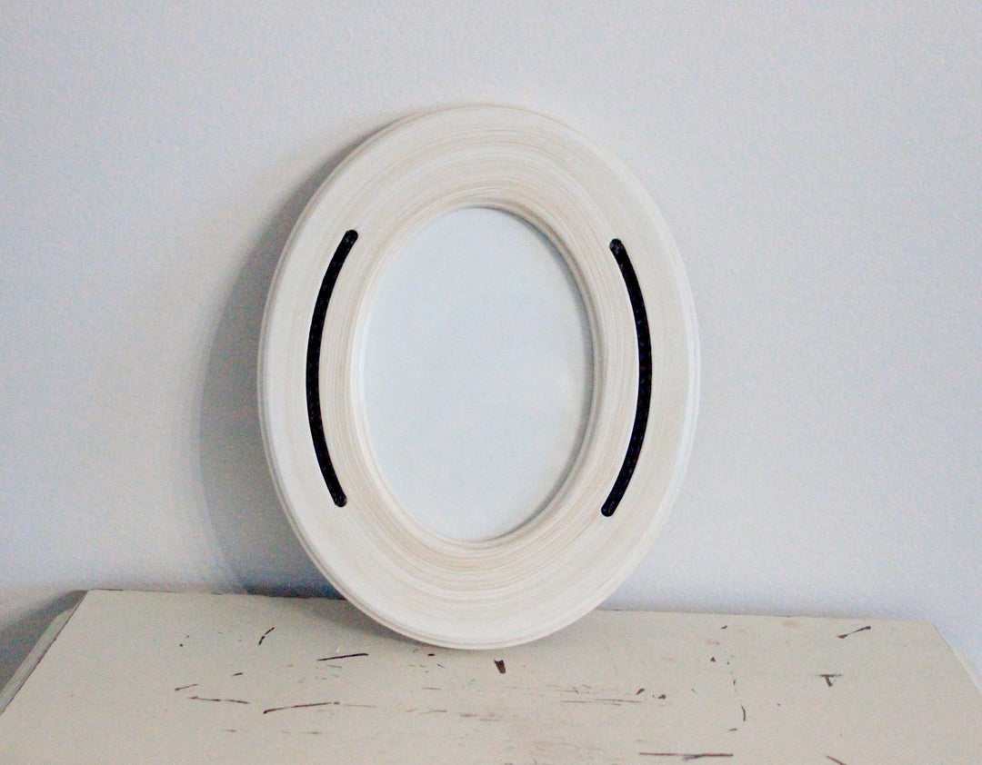 Luxury Oval Frame