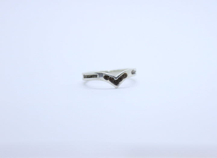 V Ring