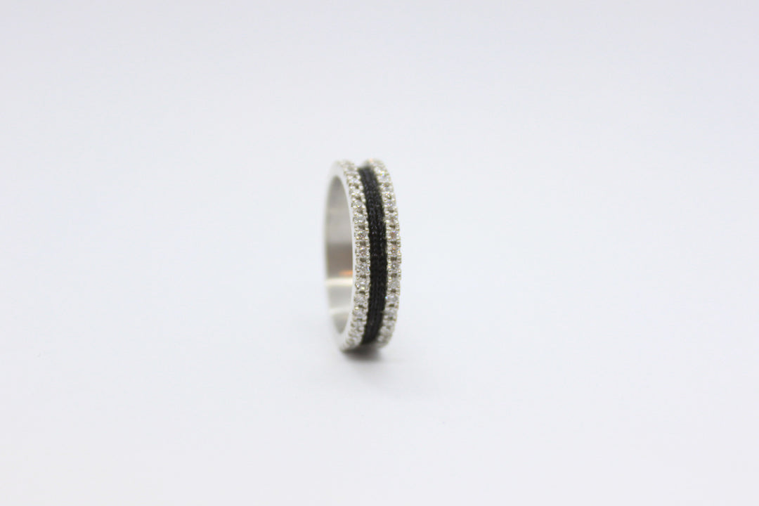 horsehair ring, horse hair ring, custom horse hair ring, equine keepsake, equine memorial, the best horsehair rings