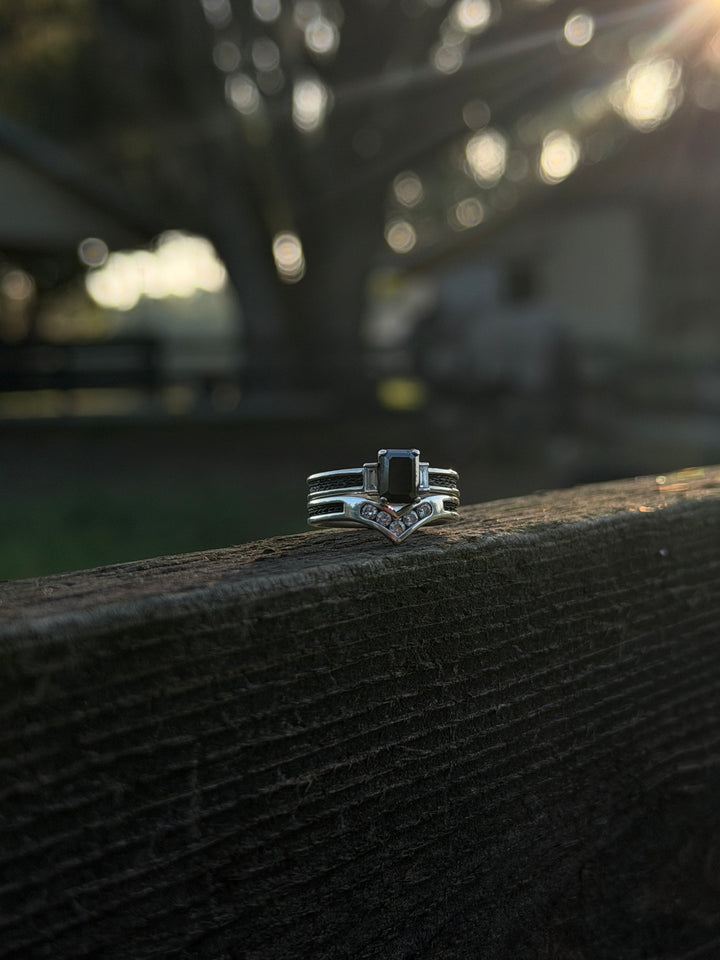 V Ring
