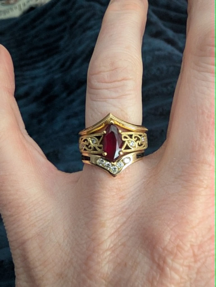 V Ring
